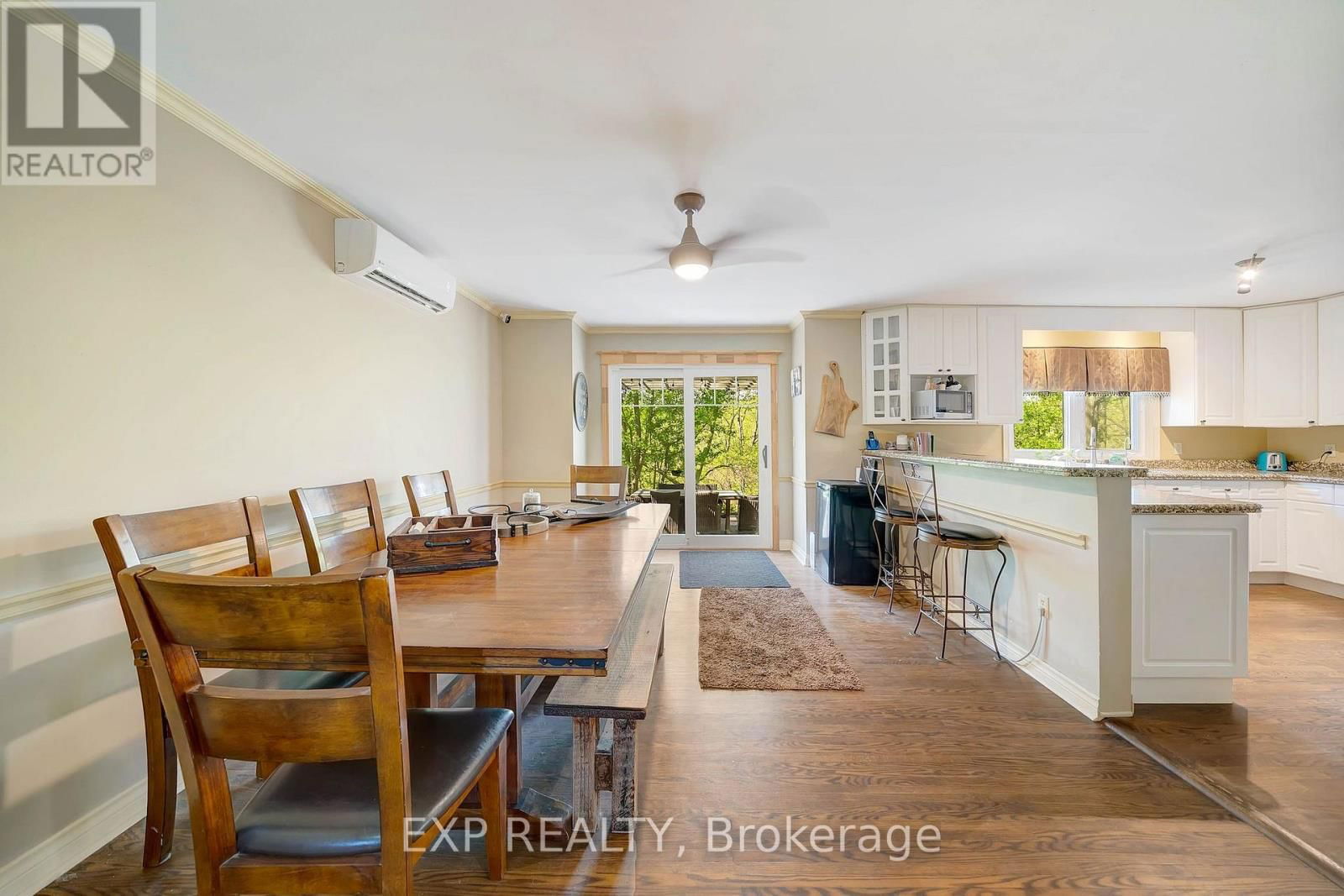 38 ROLAND ROAD Image 12