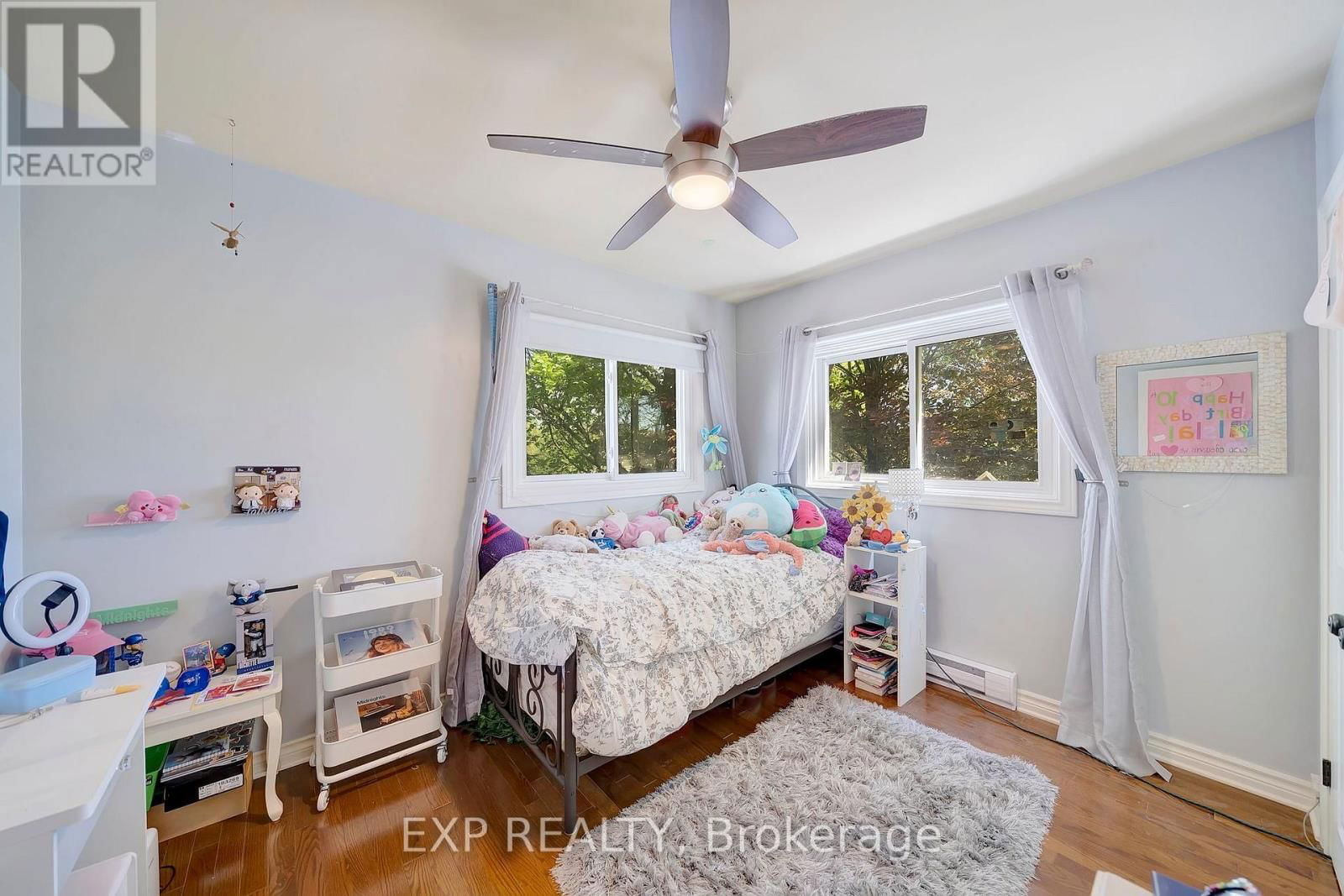 38 ROLAND ROAD Image 20