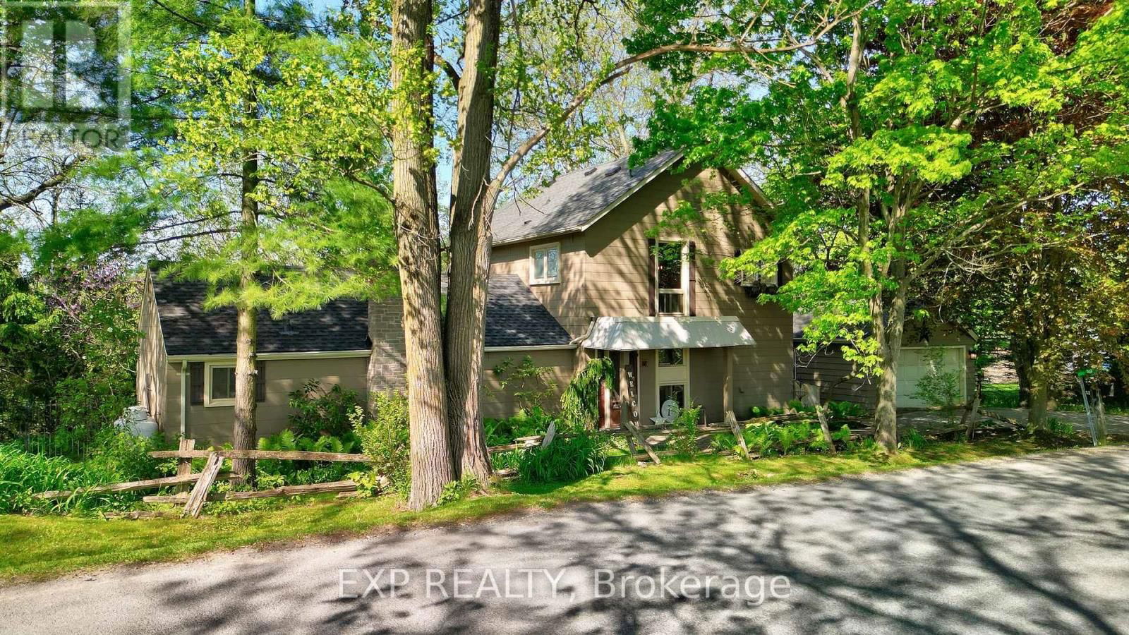 38 ROLAND ROAD Image 3