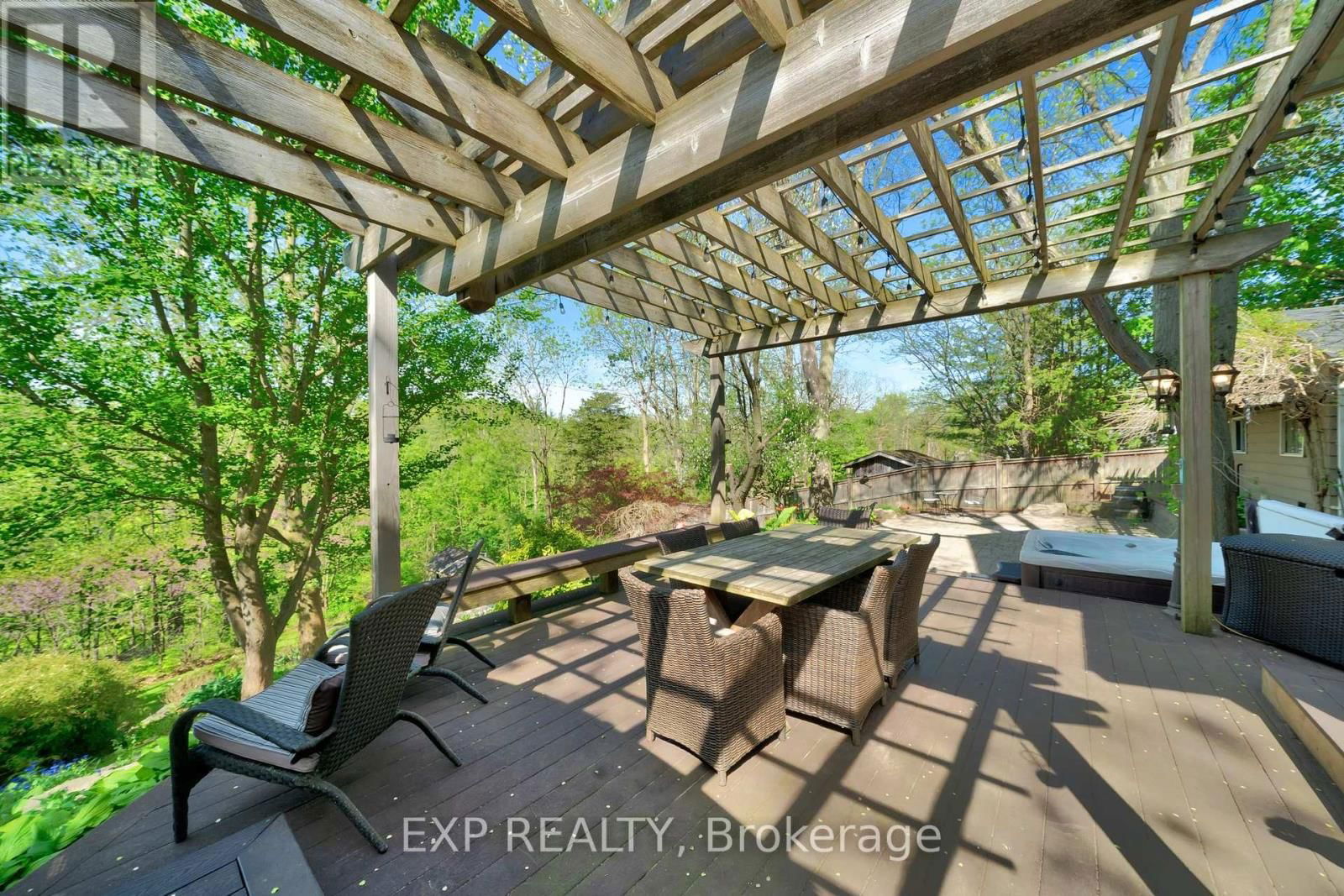 38 ROLAND ROAD Image 34