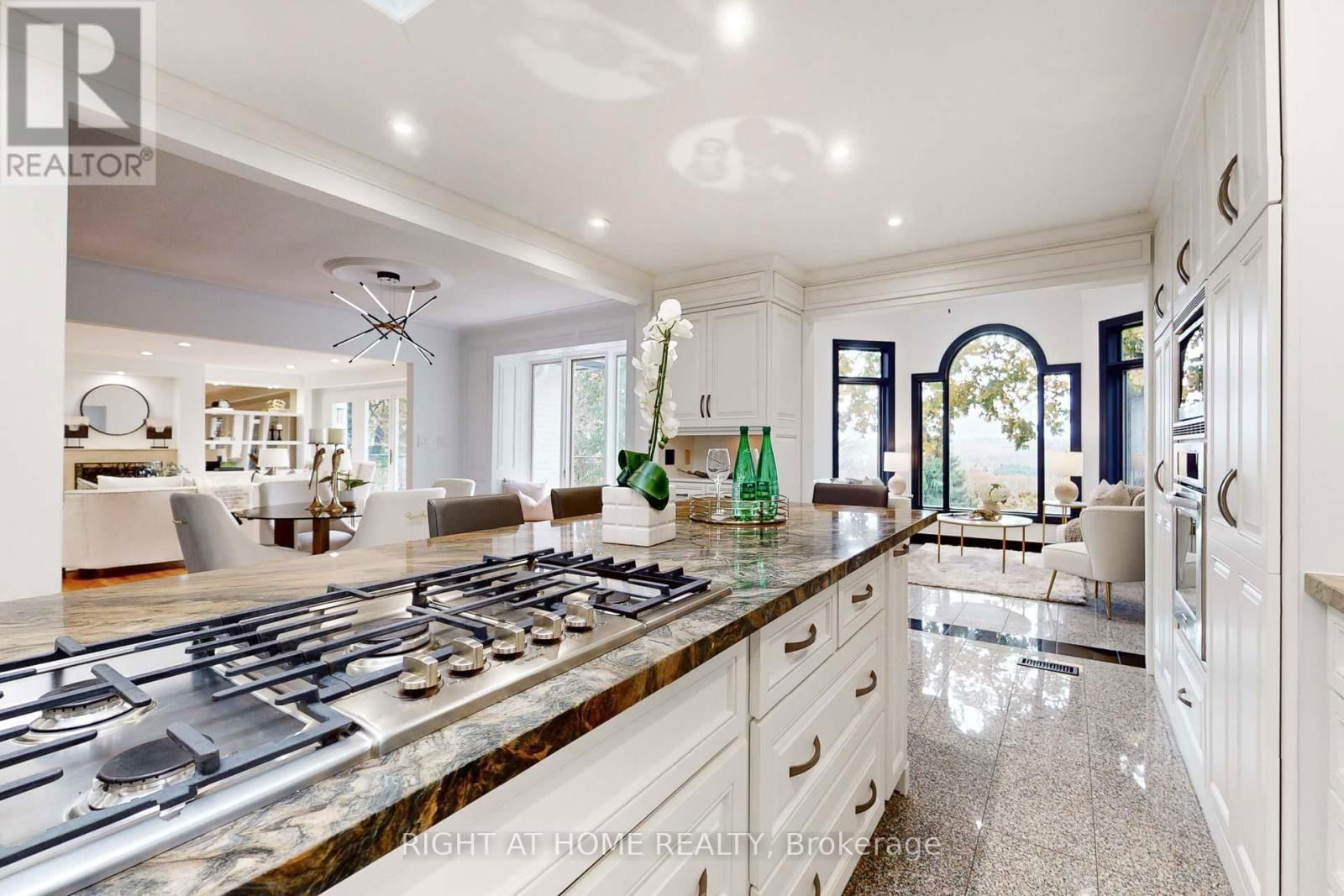 34 MAPLE AVENUE Image 11