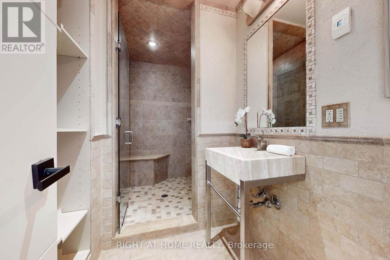 34 MAPLE AVENUE Image 17