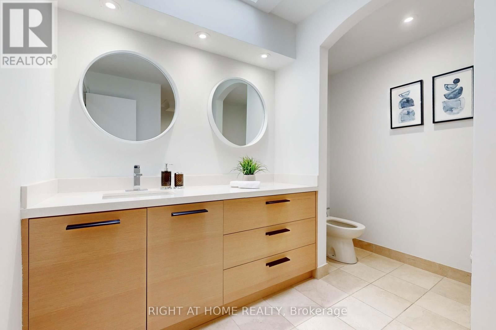 34 MAPLE AVENUE Image 24