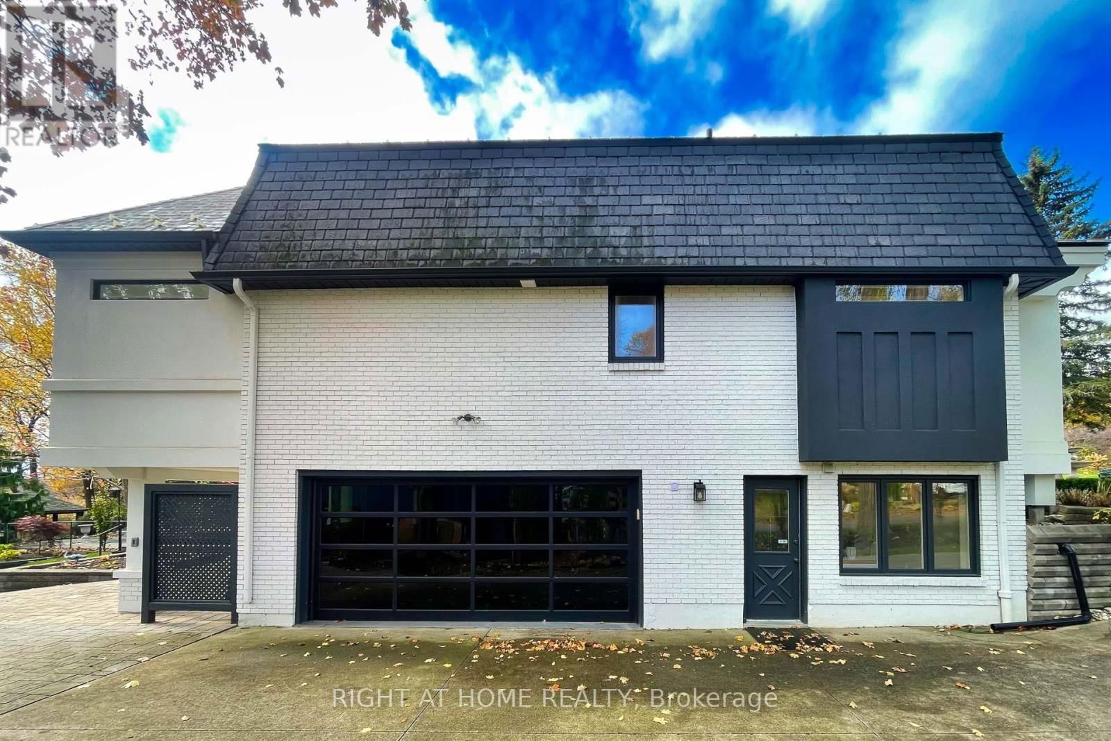 34 MAPLE AVENUE Image 36