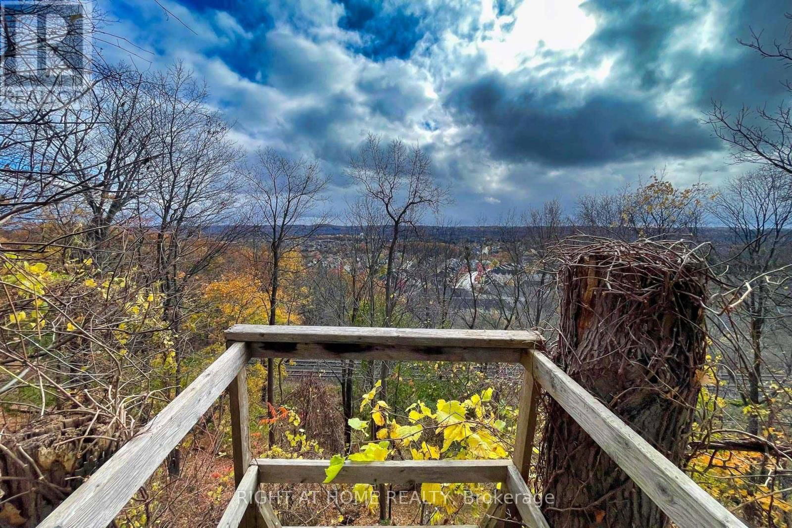 34 MAPLE AVENUE Image 48