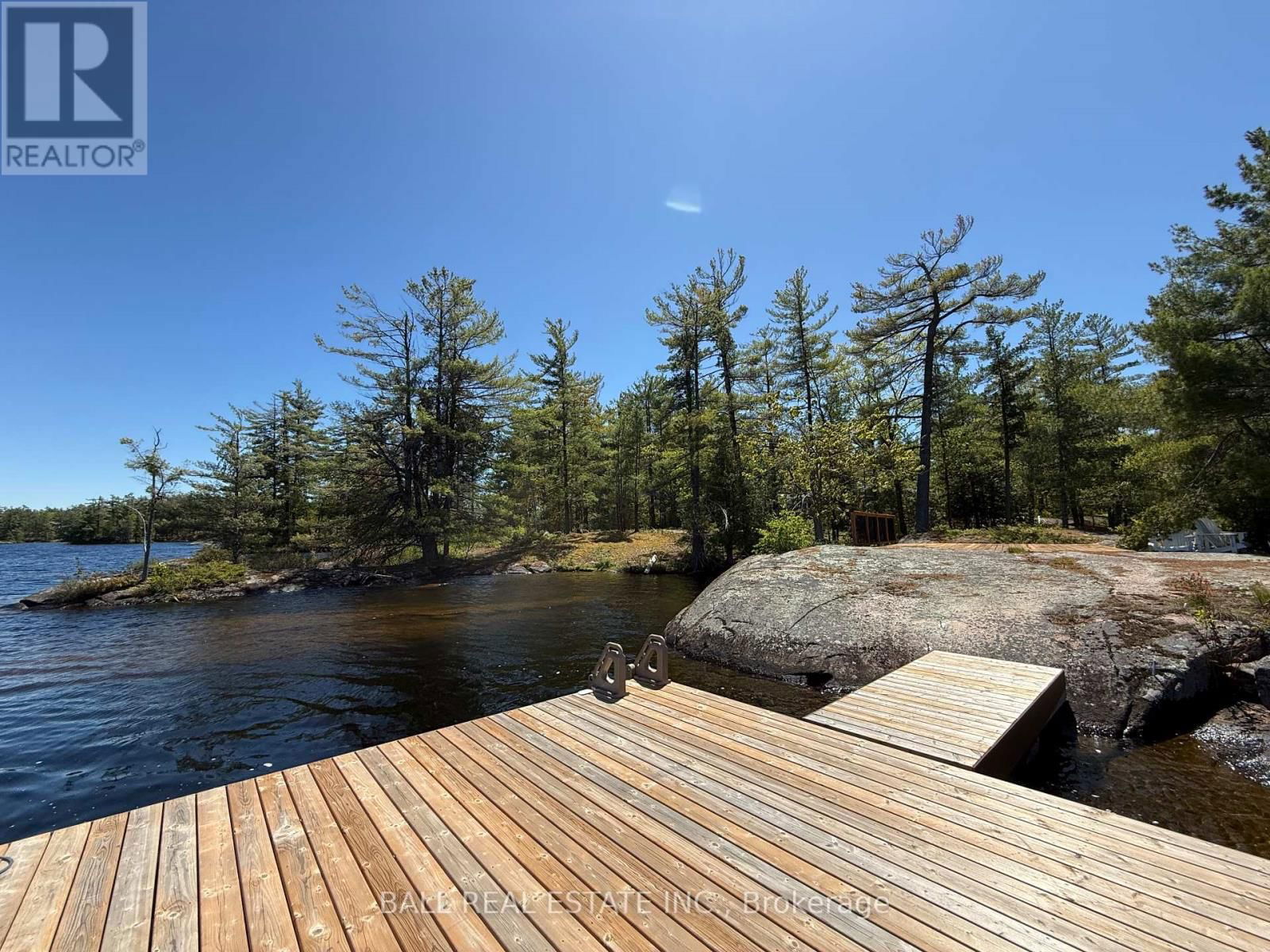 1020 ISLAND 35, STONEY LAKE Image 35