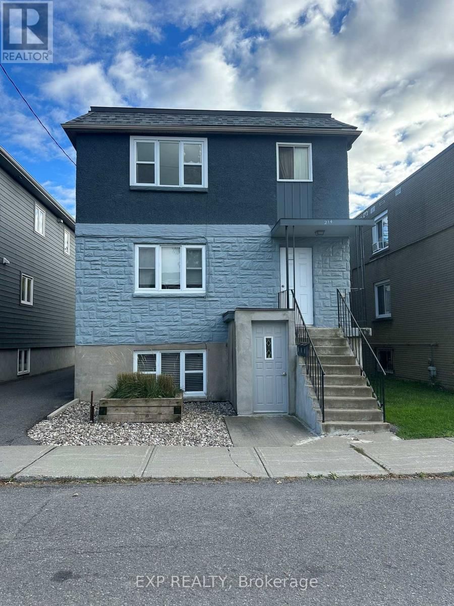 214 CARILLON STREET Image 2
