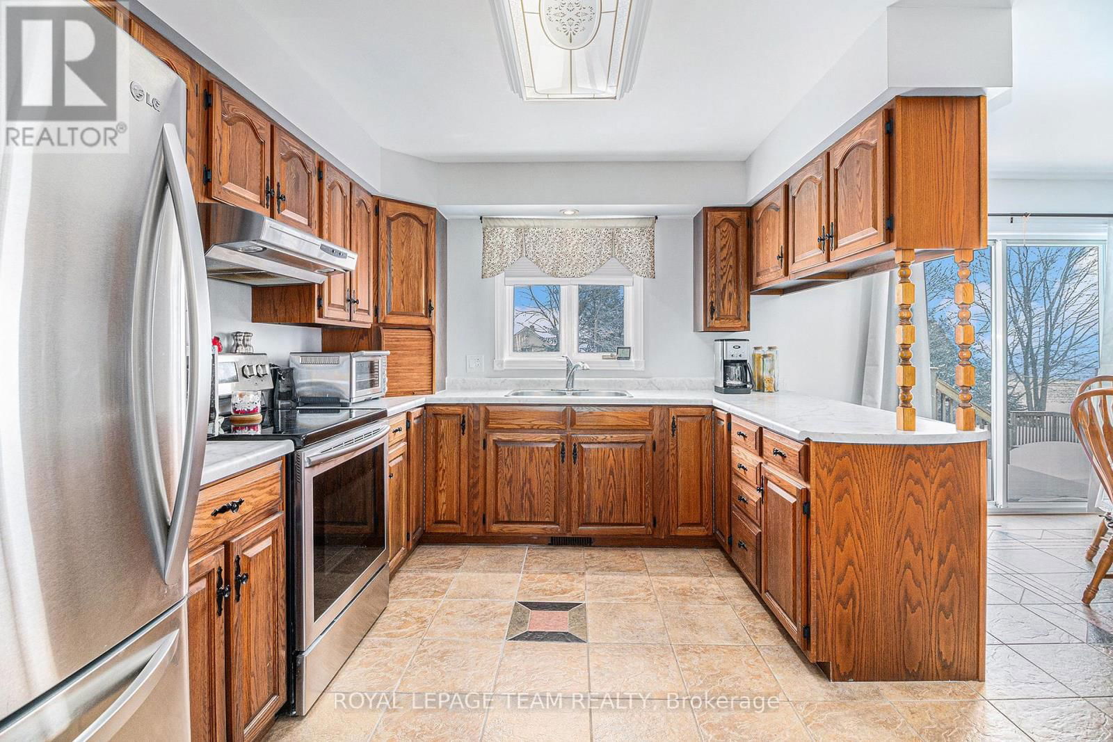 2525 FAWCETT ROAD Image 18