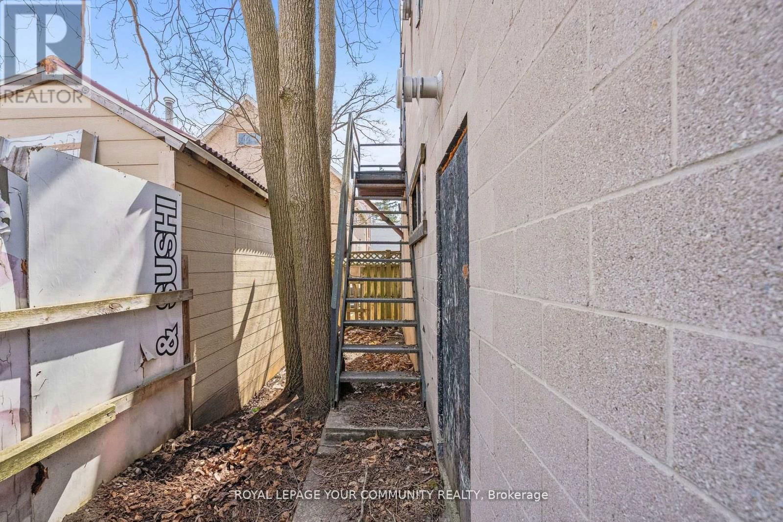 226 KING STREET Image 20