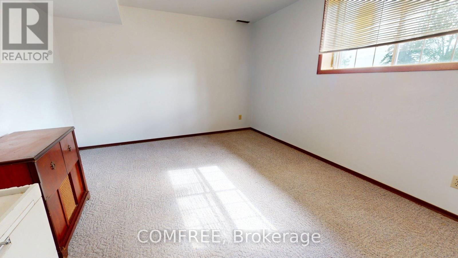 4437 COUNTY ROAD 12 Image 15