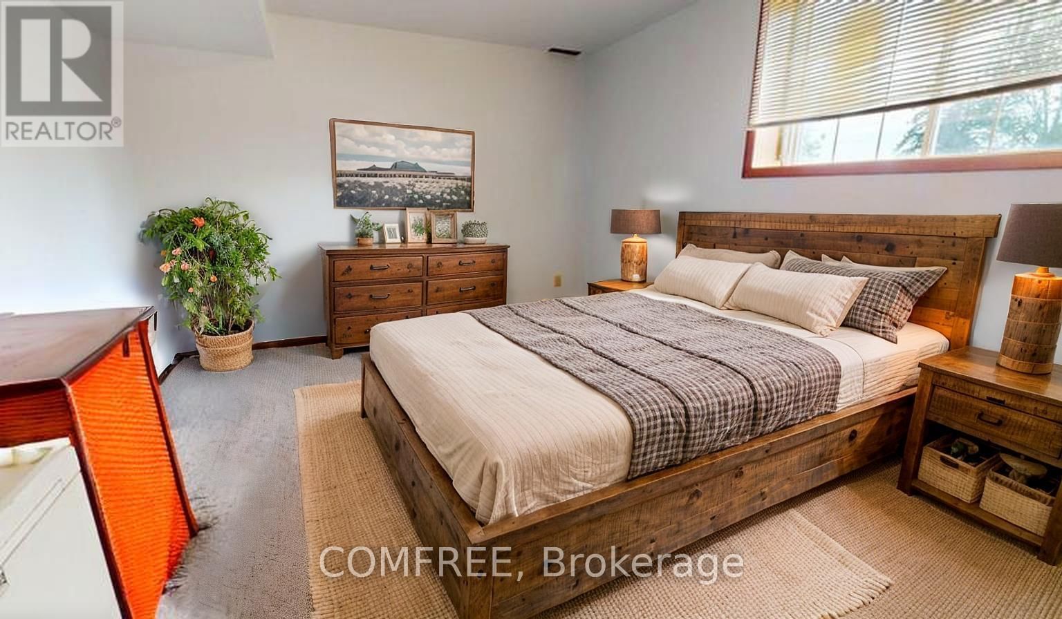 4437 COUNTY ROAD 12 Image 16