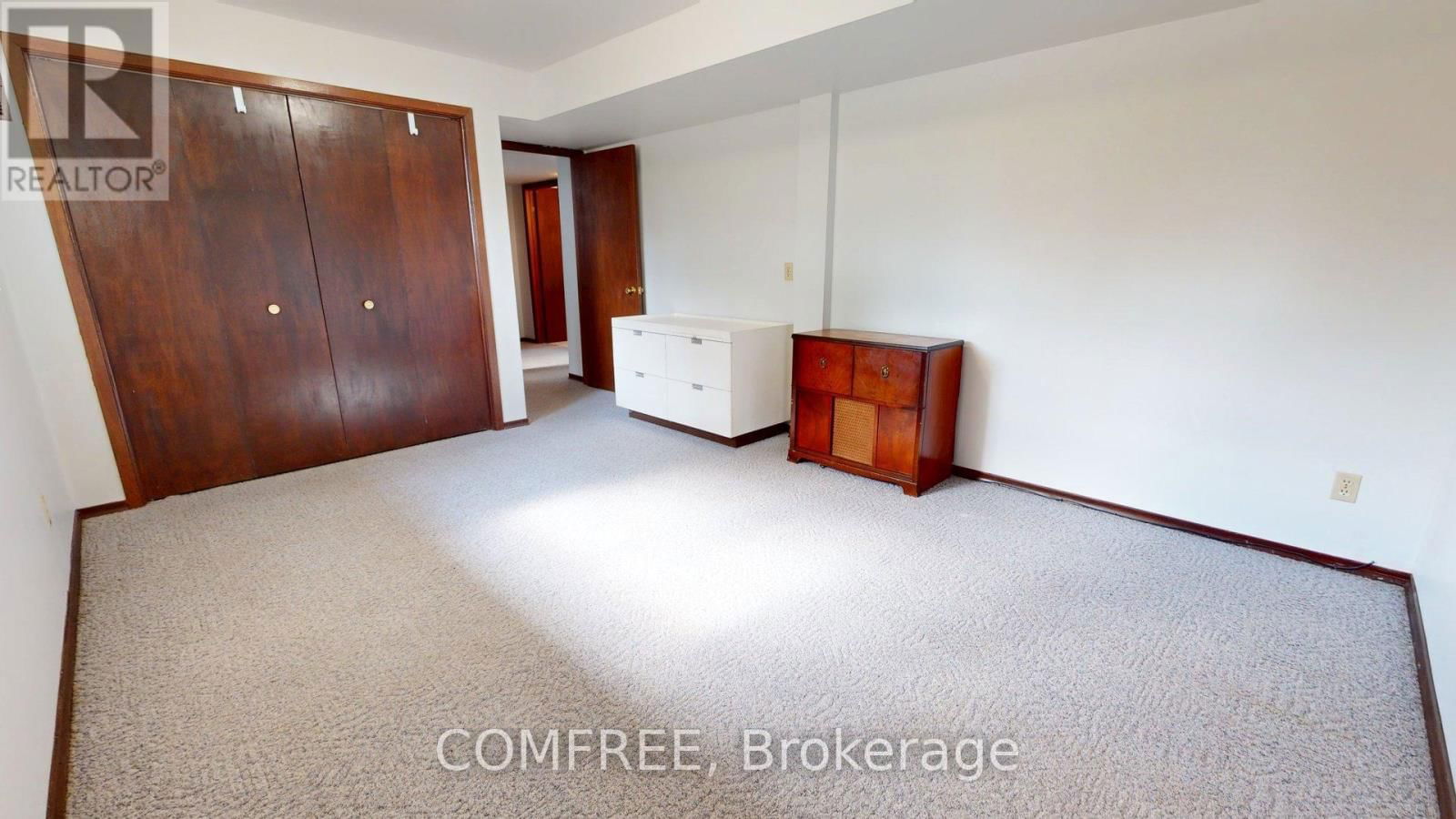 4437 COUNTY ROAD 12 Image 17
