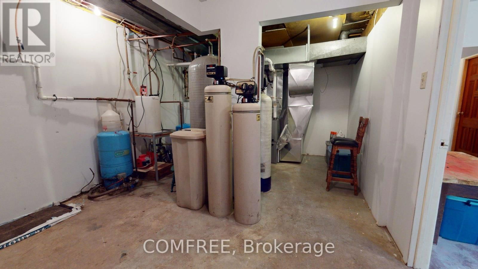 4437 COUNTY ROAD 12 Image 21