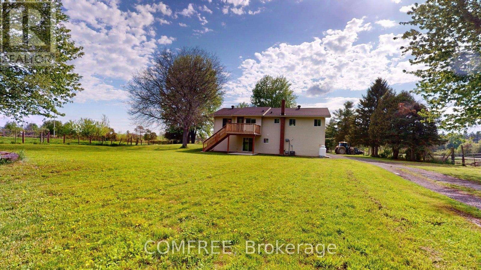 4437 COUNTY ROAD 12 Image 22