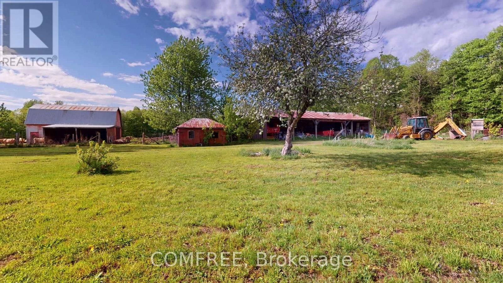4437 COUNTY ROAD 12 Image 23
