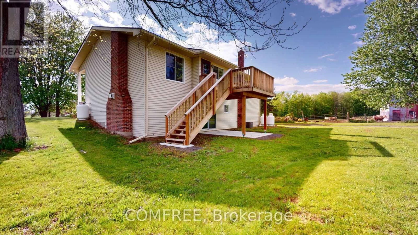 4437 COUNTY ROAD 12 Image 24