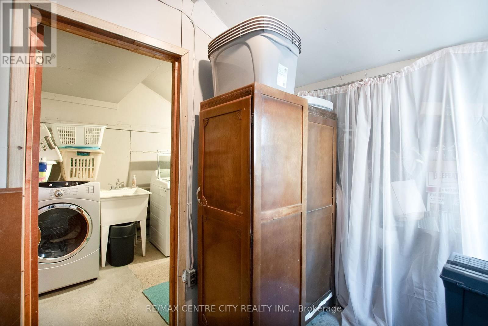 582 PALL MALL STREET Image 17