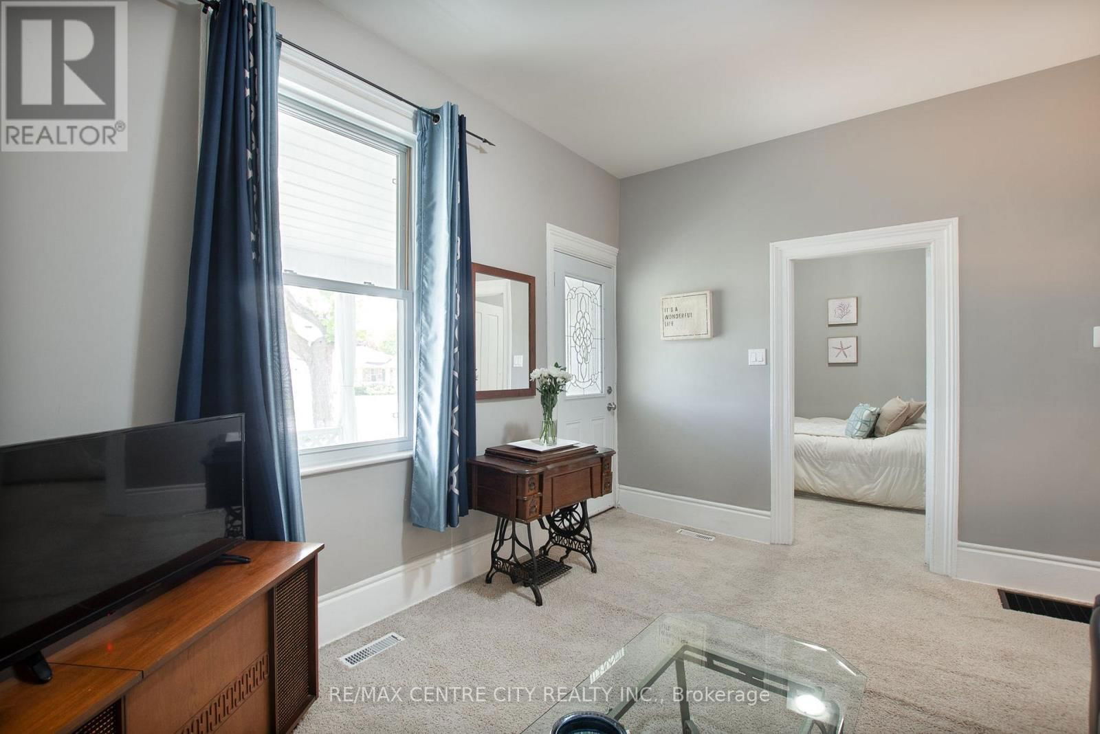 582 PALL MALL STREET Image 7