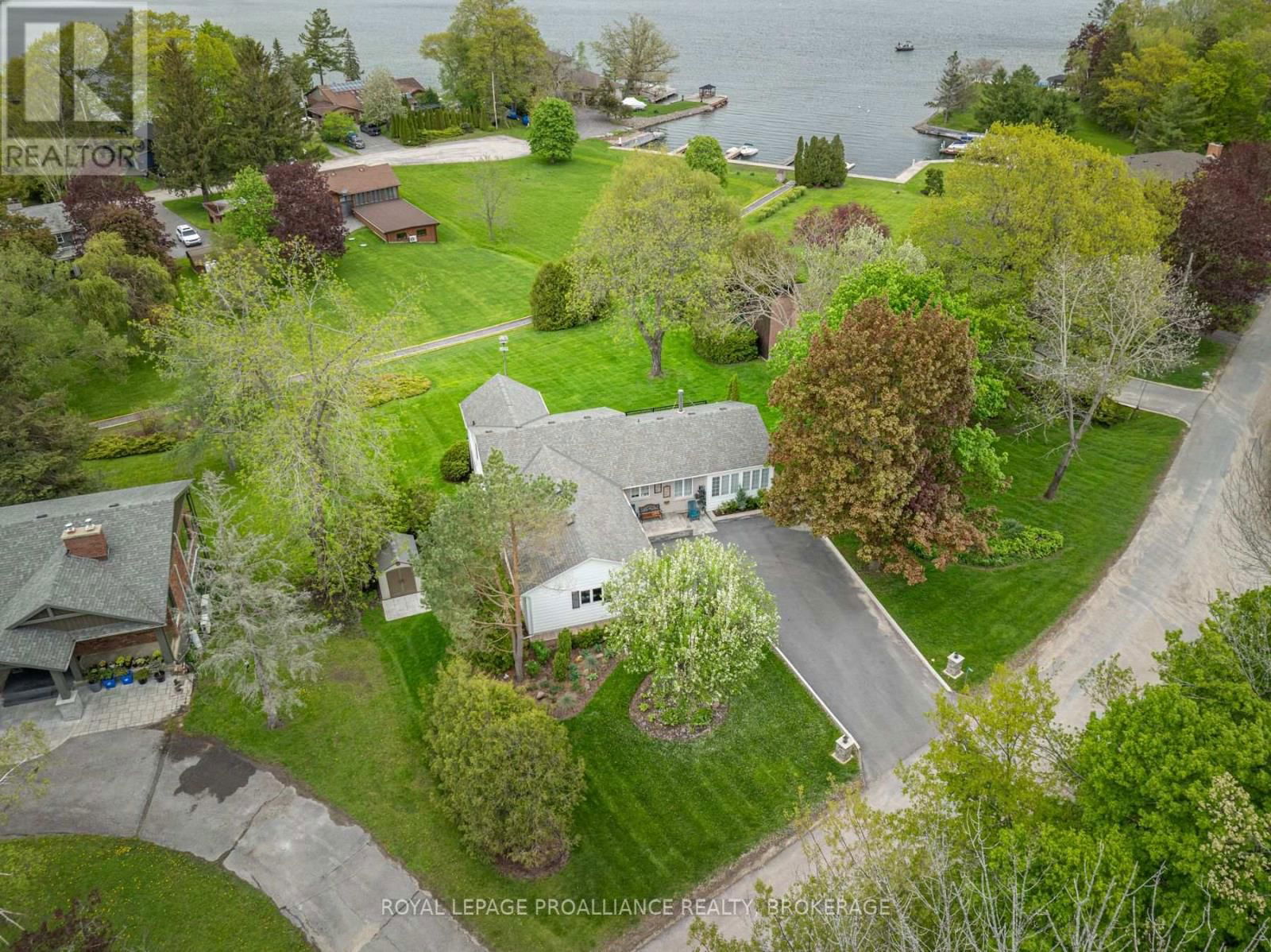 1682 SOUTH BOULEVARD Image 34