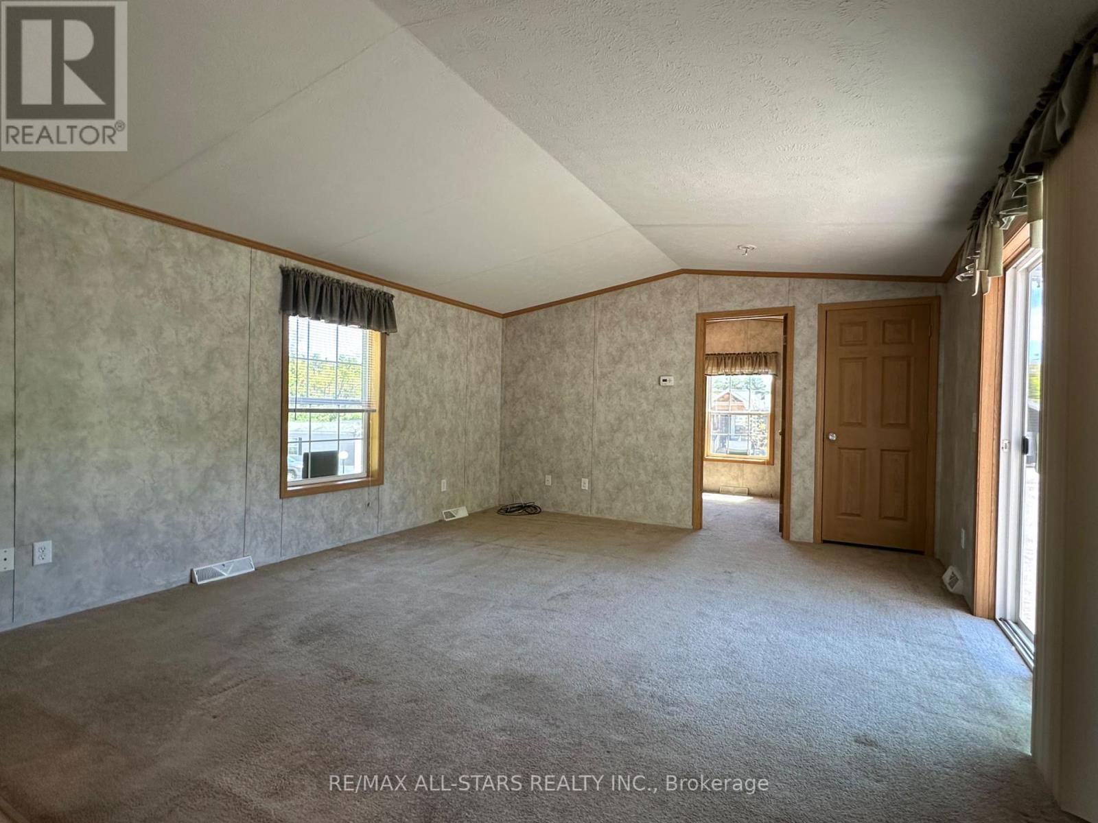 RACOON ROAD Image 29
