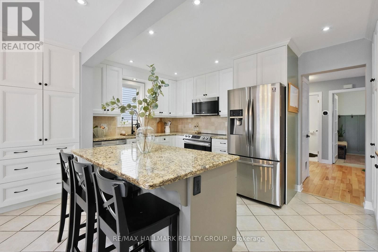 35 WILLOW GLEN DRIVE Image 15