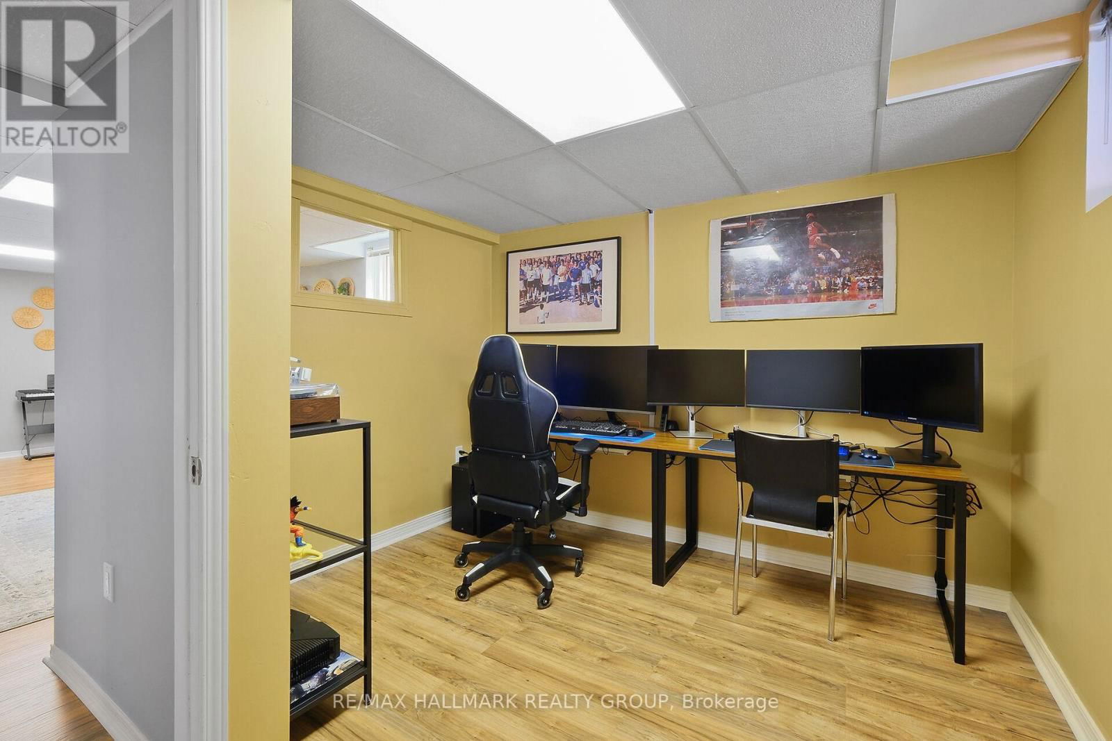 35 WILLOW GLEN DRIVE Image 26