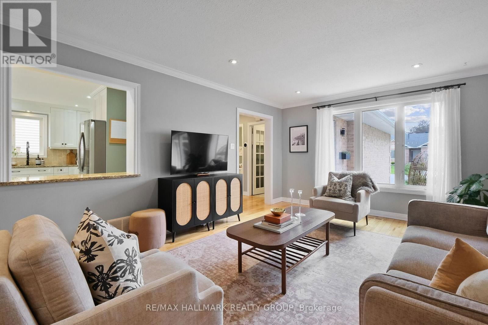 35 WILLOW GLEN DRIVE Image 6