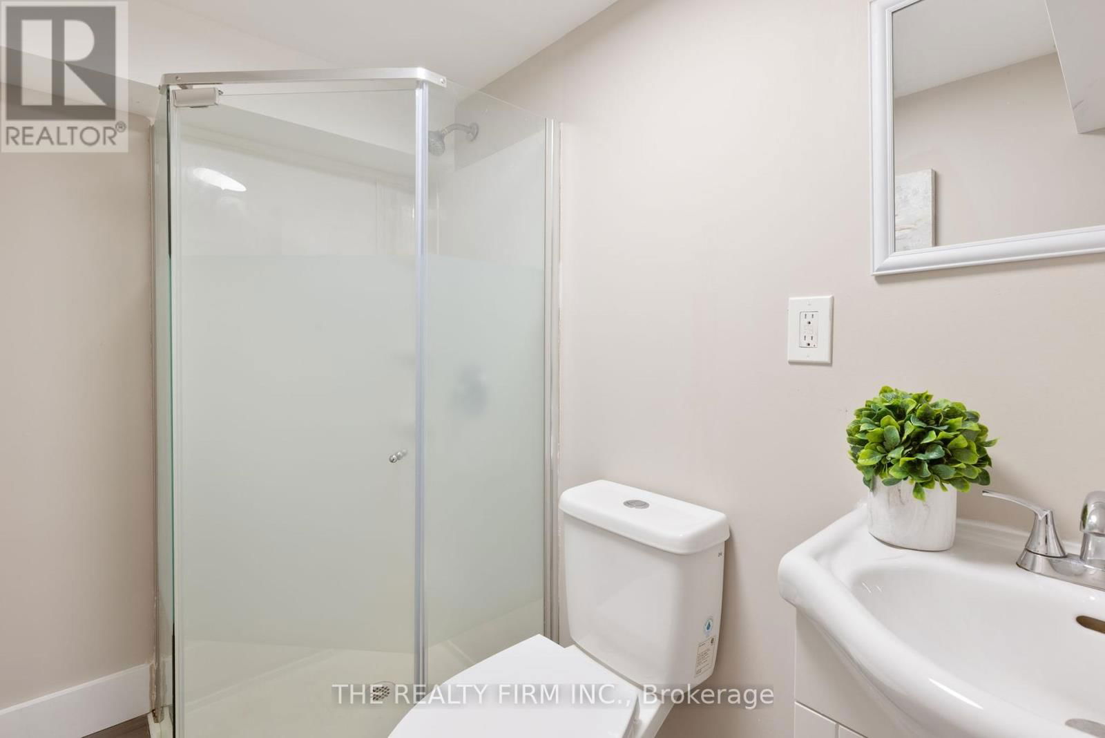 227 VANCOUVER STREET Image 33