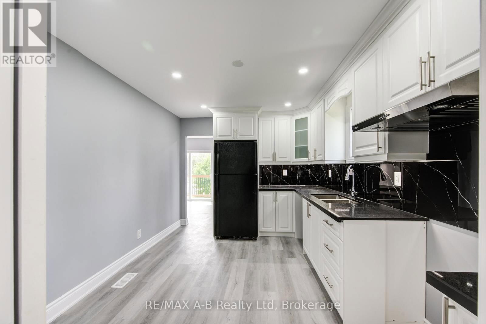2274 34 LINE Image 16