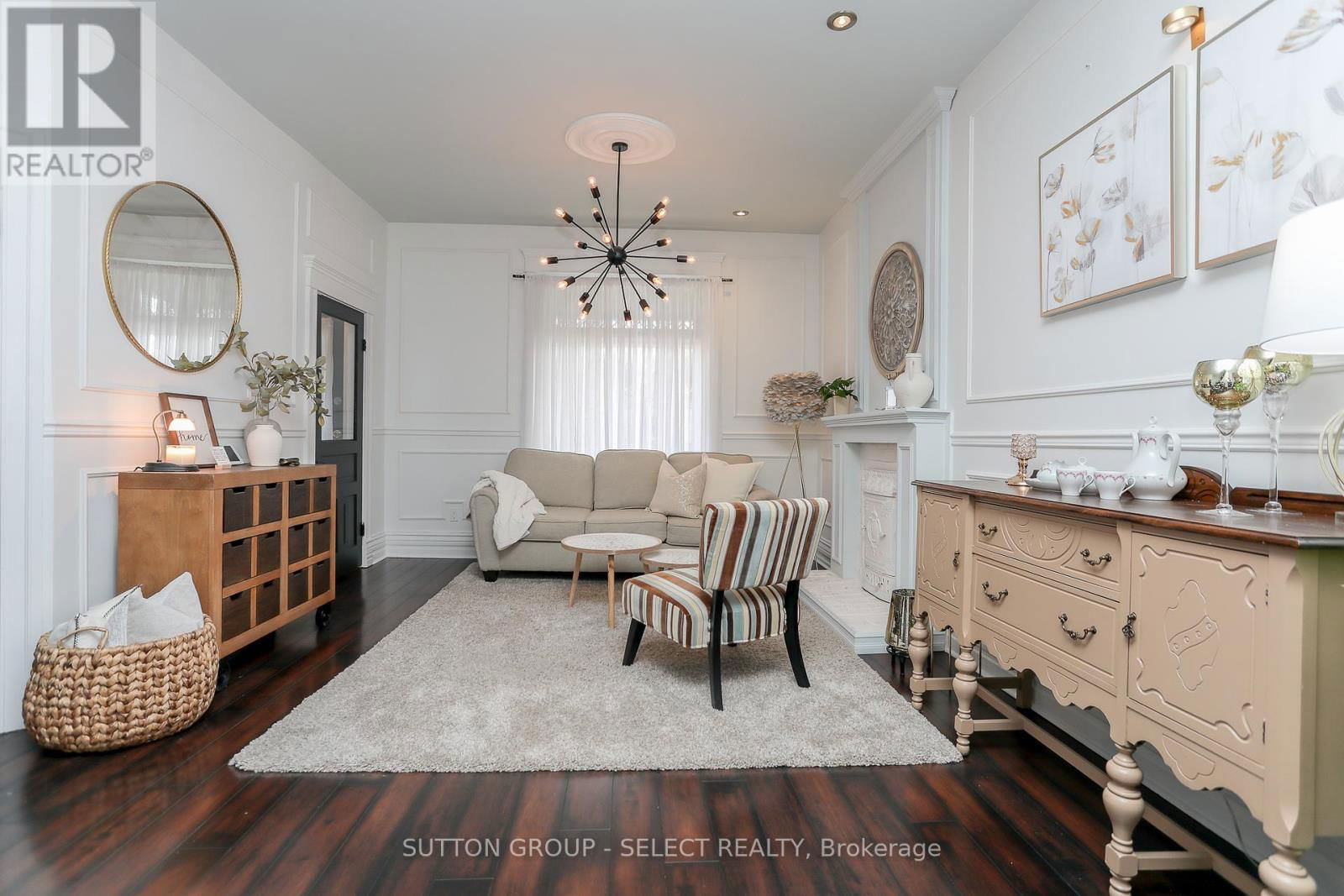 481 ENGLISH STREET Image 11