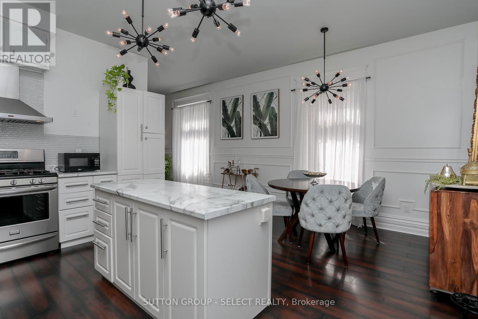 481 ENGLISH STREET Image 15