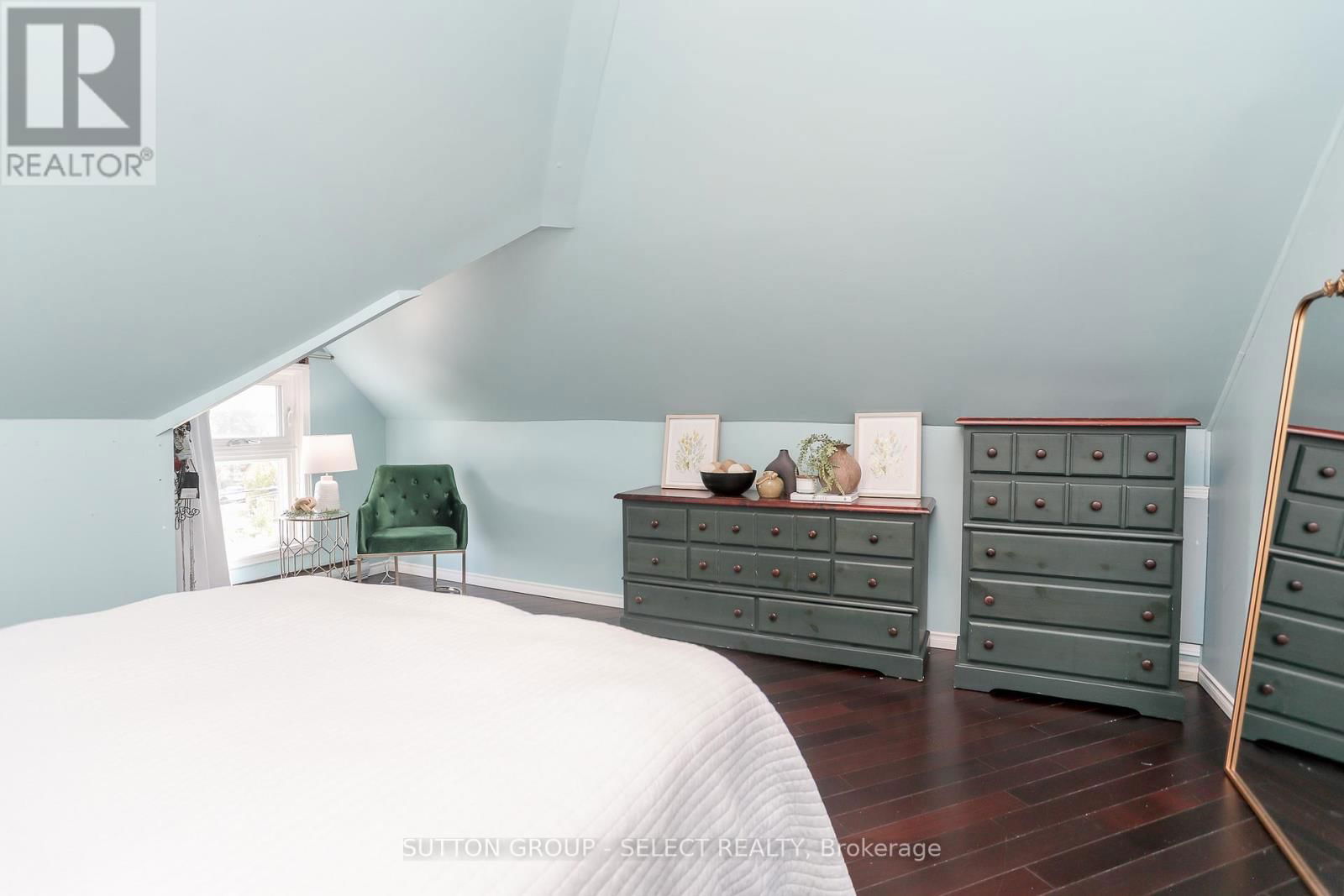 481 ENGLISH STREET Image 37