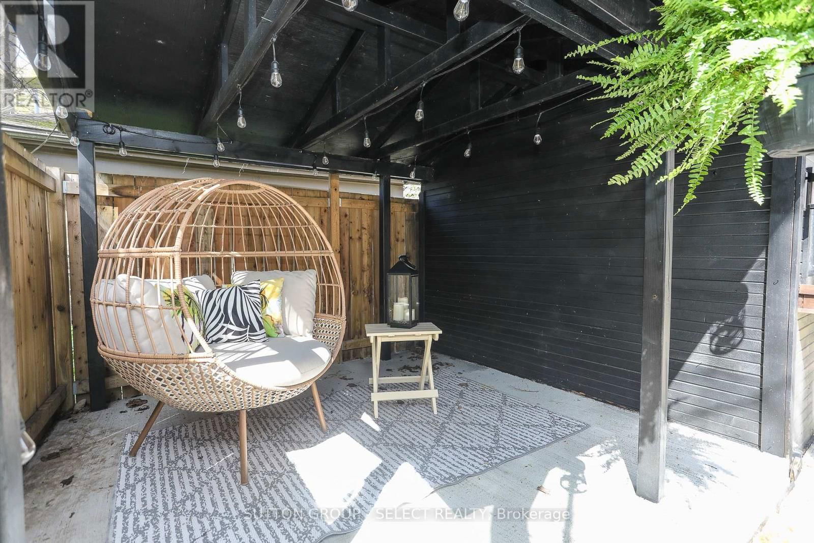 481 ENGLISH STREET Image 45
