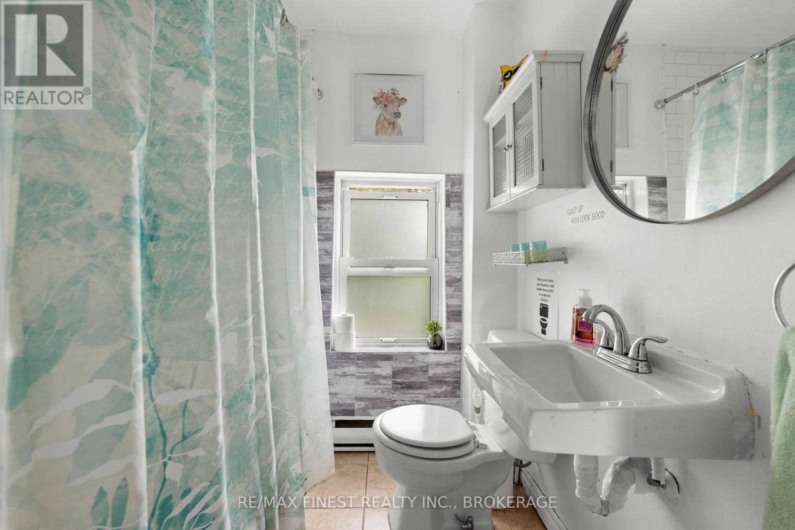 7 MARKLAND STREET Image 16