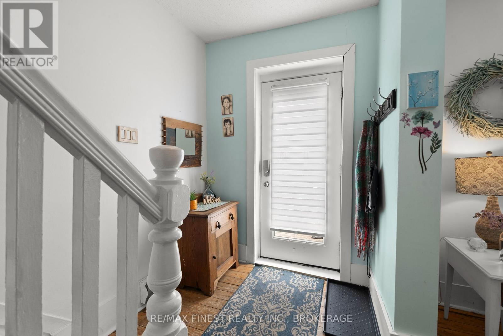 7 MARKLAND STREET Image 3