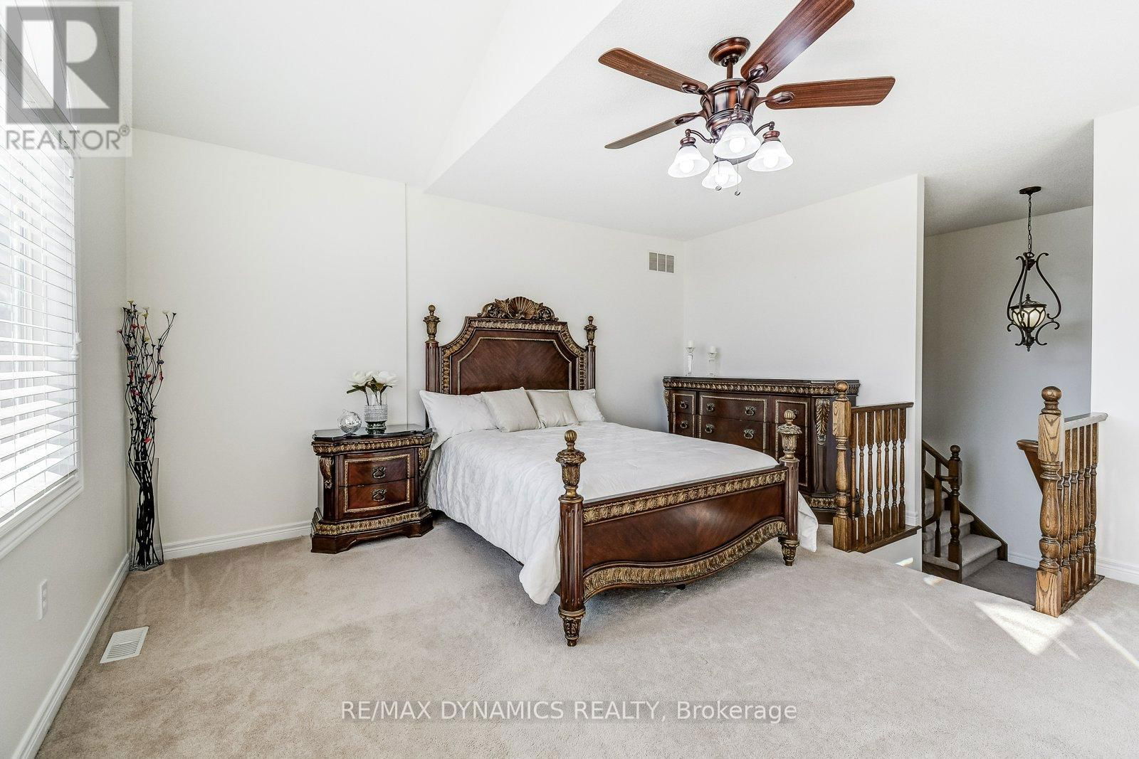 125 ASSISI STREET Image 17
