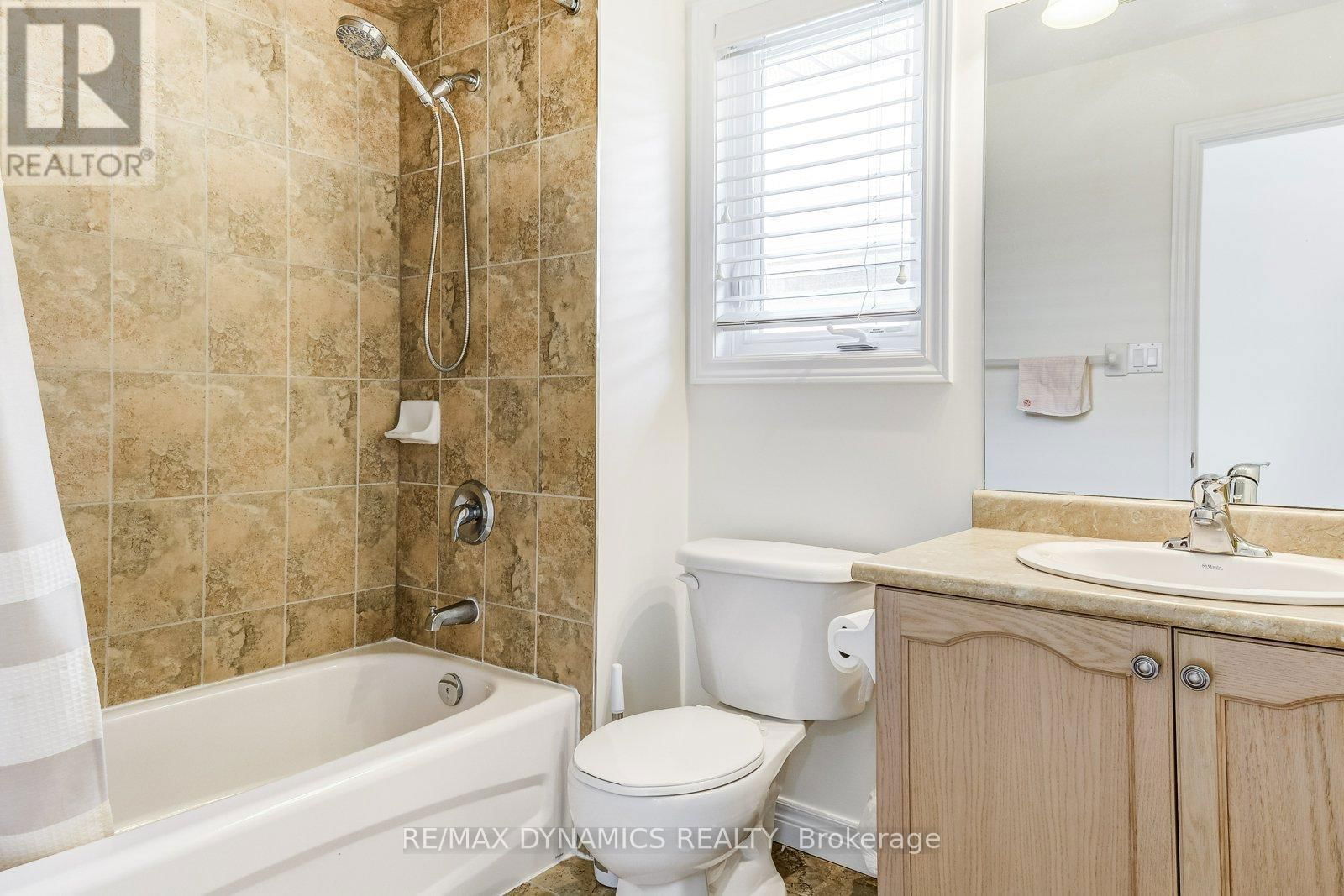 125 ASSISI STREET Image 21