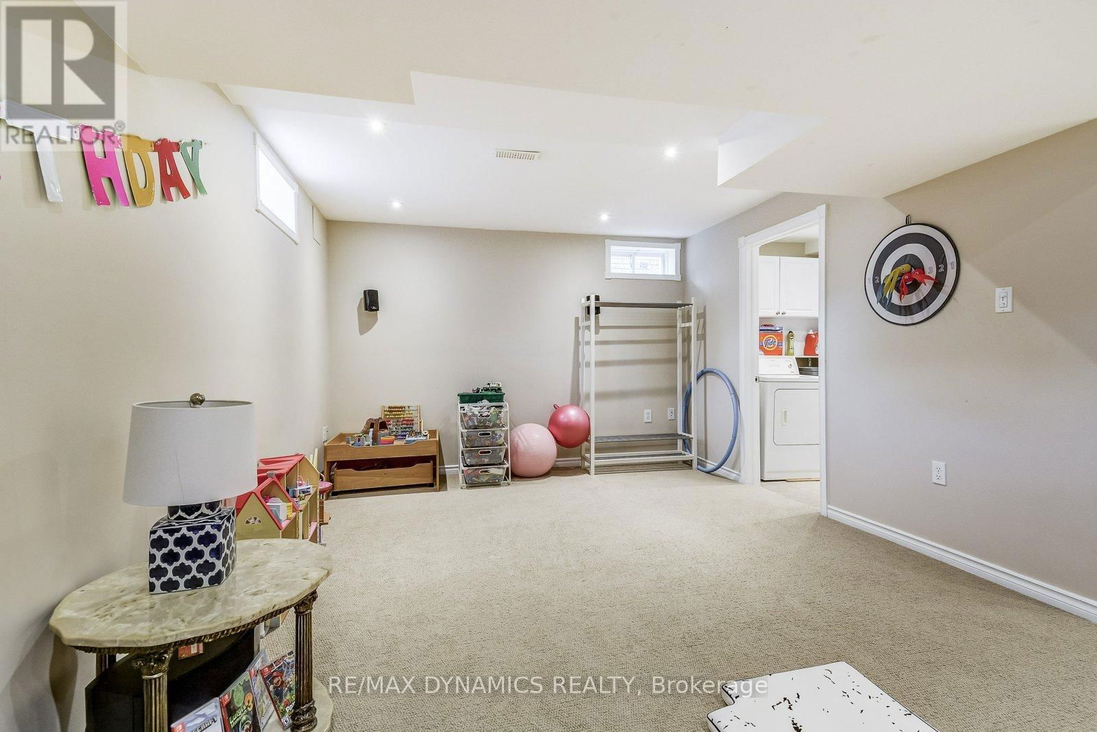 125 ASSISI STREET Image 24