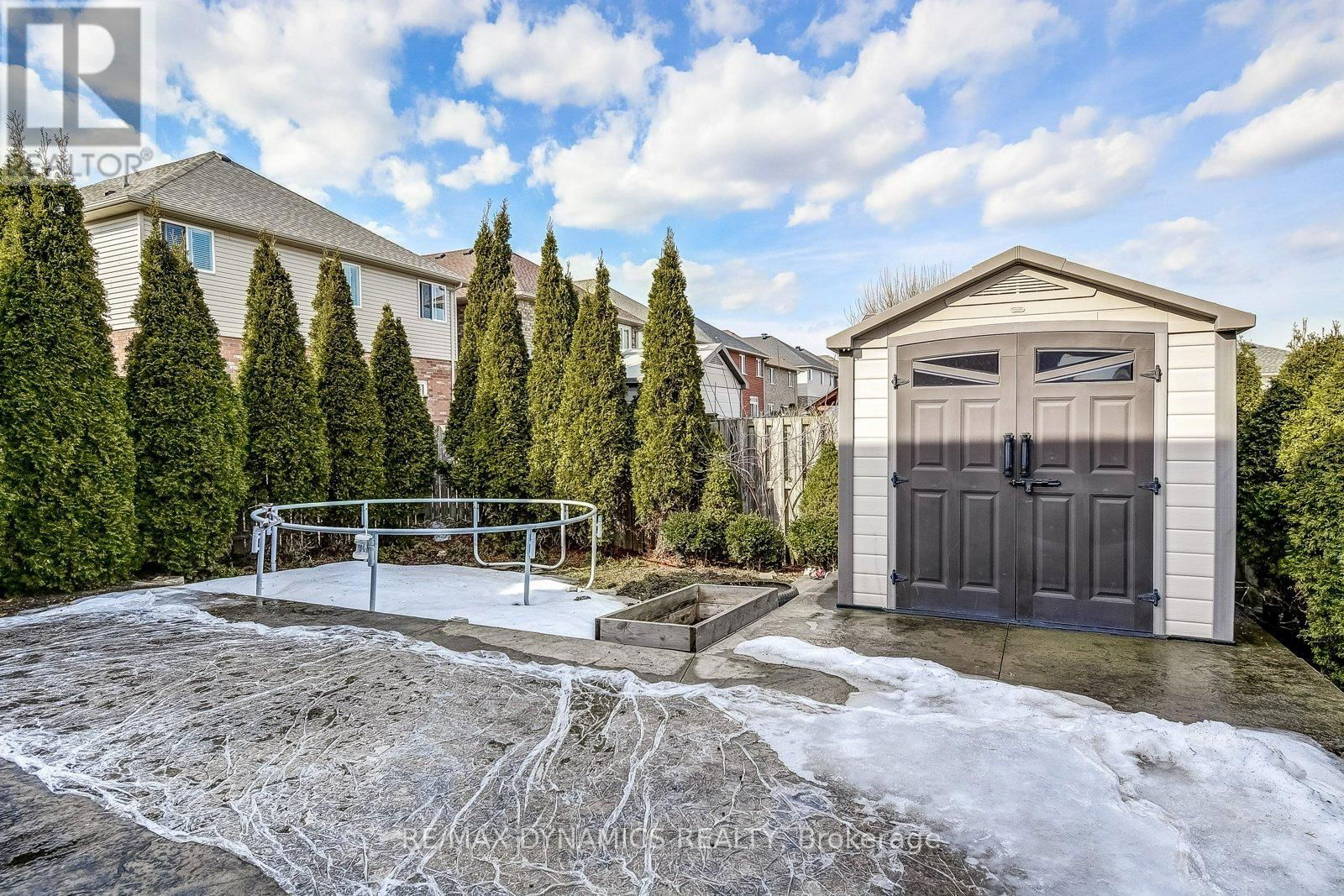 125 ASSISI STREET Image 29