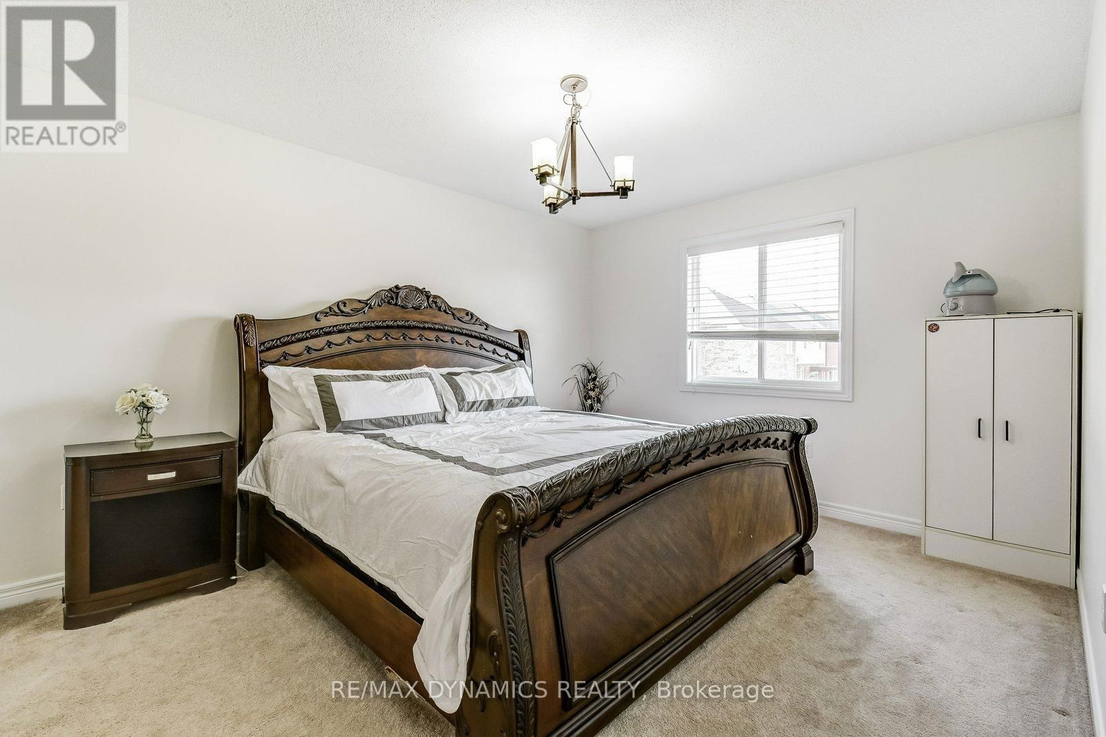 125 ASSISI STREET Image 33