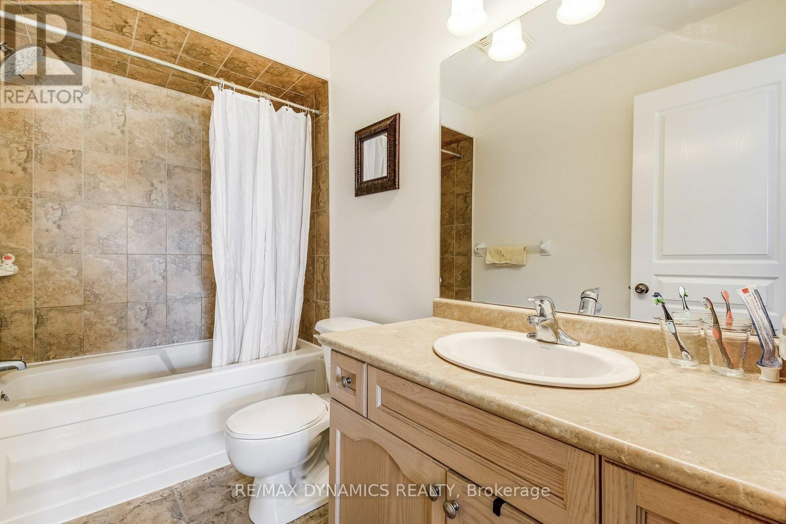 125 ASSISI STREET Image 35