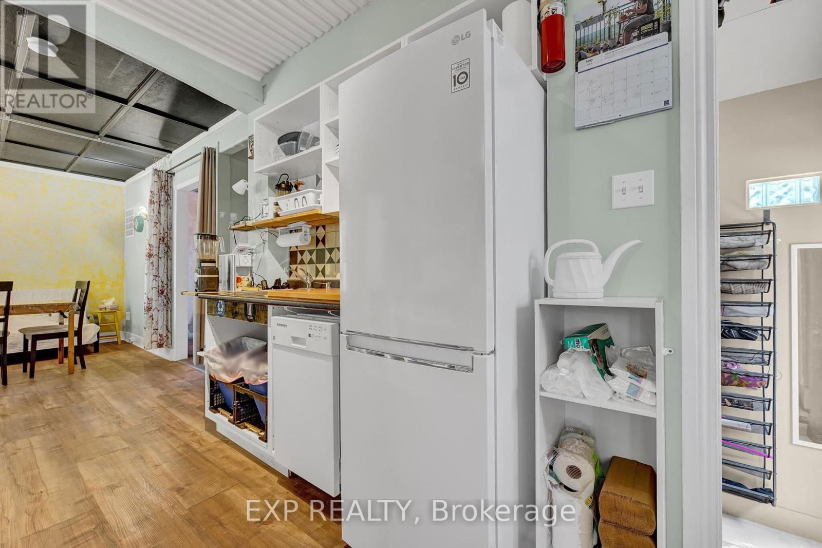 82 KEHL STREET Image 13