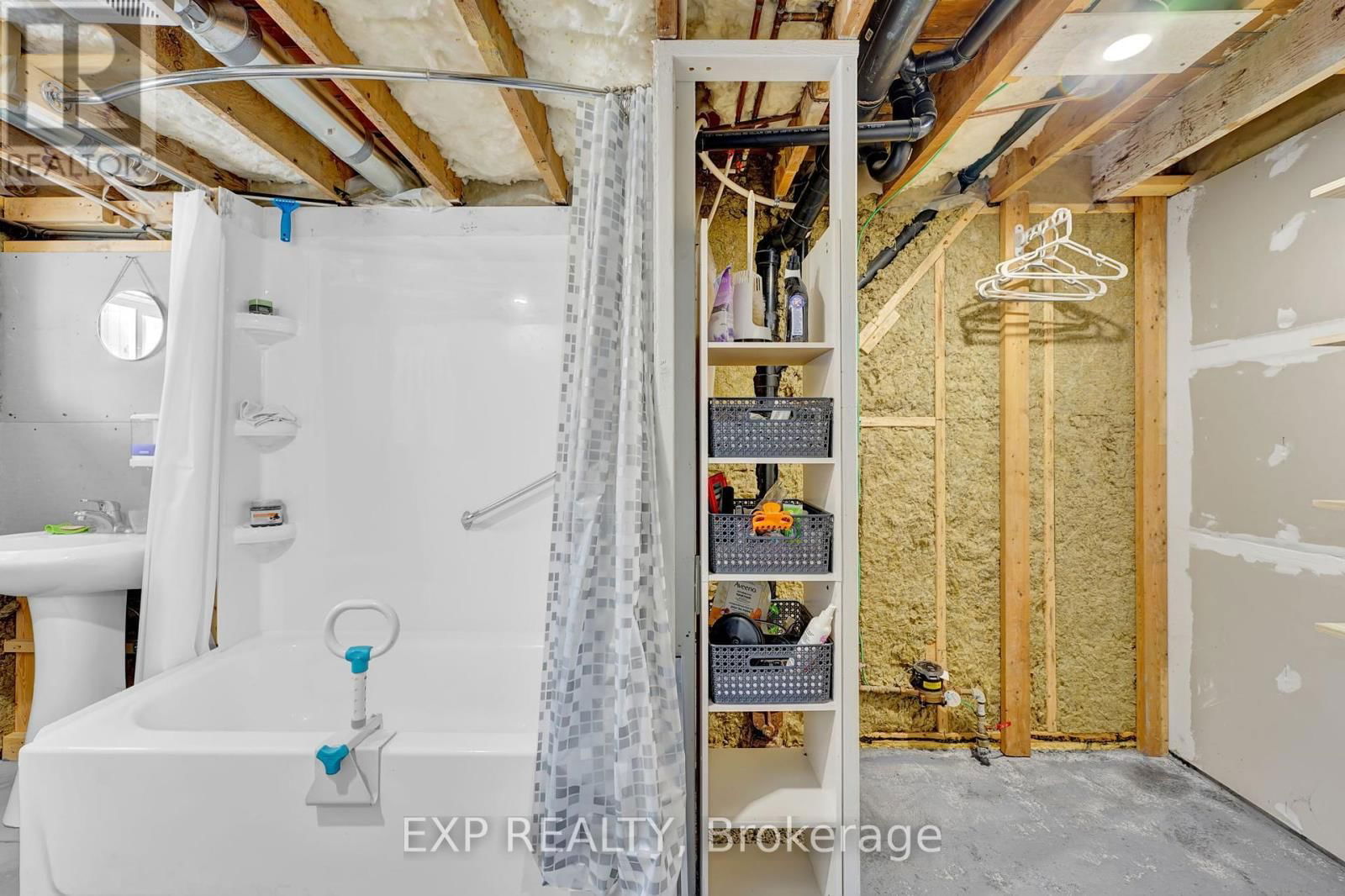 82 KEHL STREET Image 28