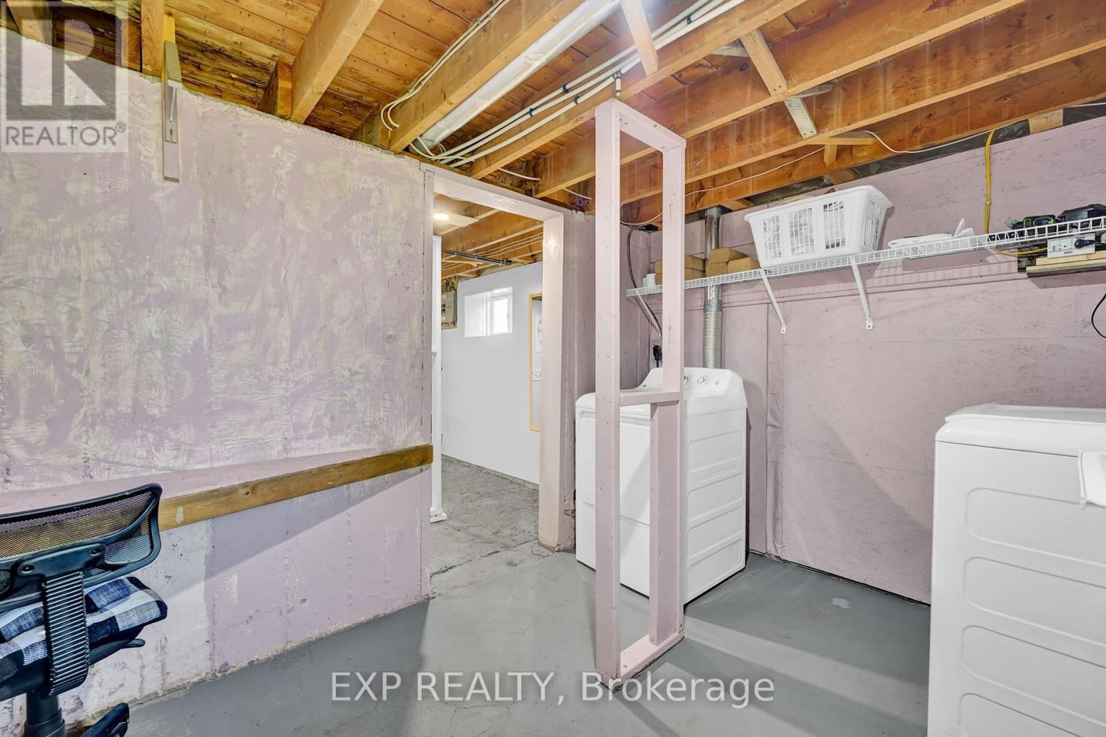 82 KEHL STREET Image 29