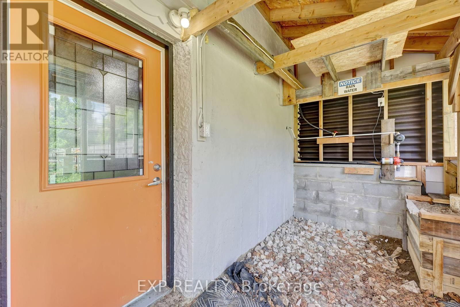 82 KEHL STREET Image 35