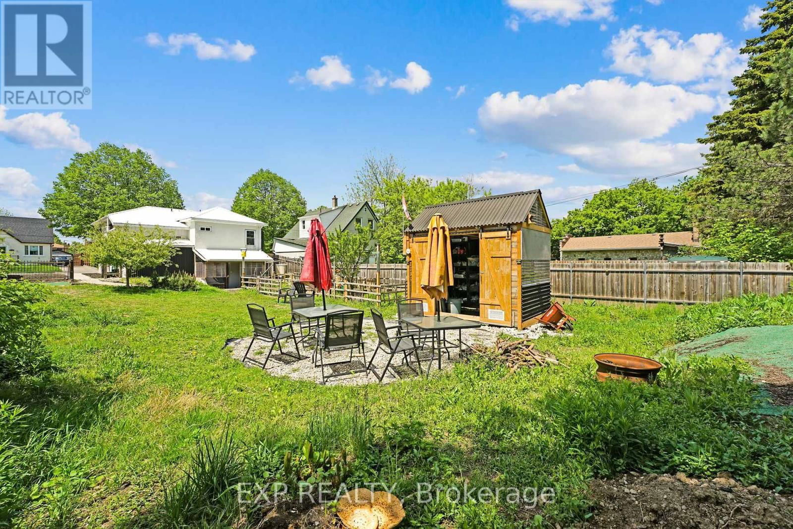 82 KEHL STREET Image 39