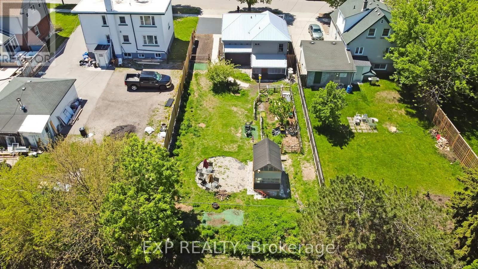 82 KEHL STREET Image 46