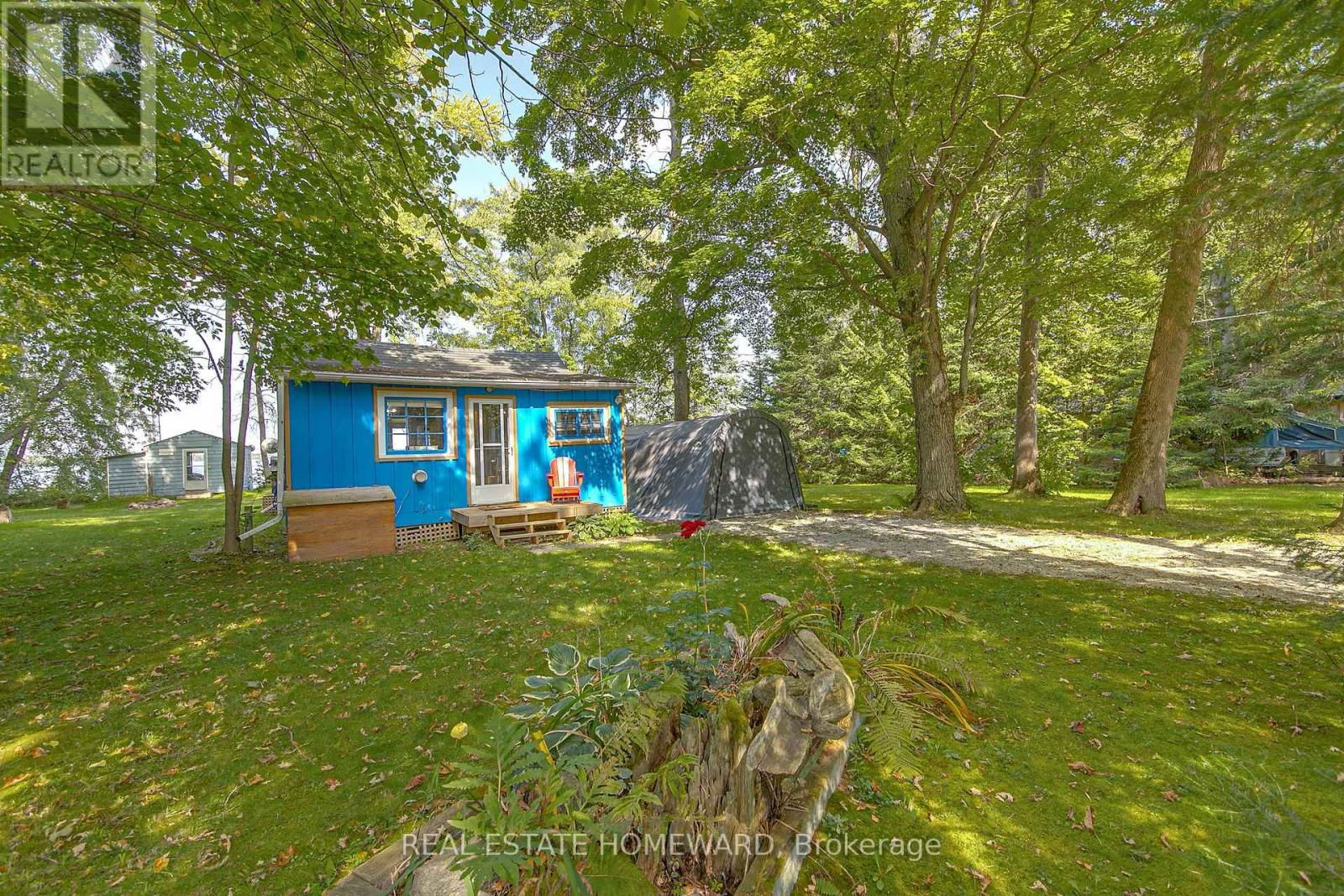 1046 BEA DALE LANE Image 10