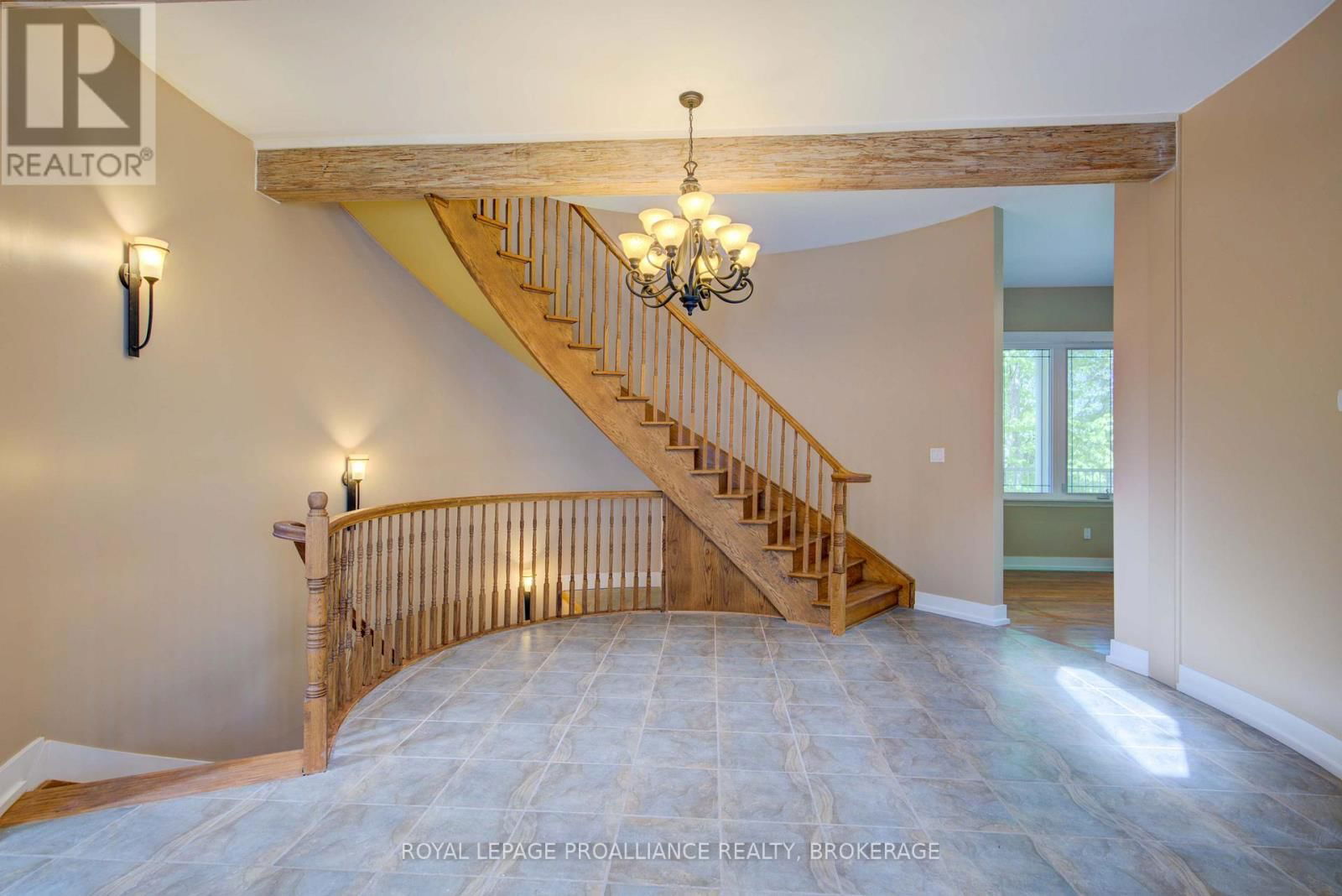 124 GRANITE HILLS Image 10