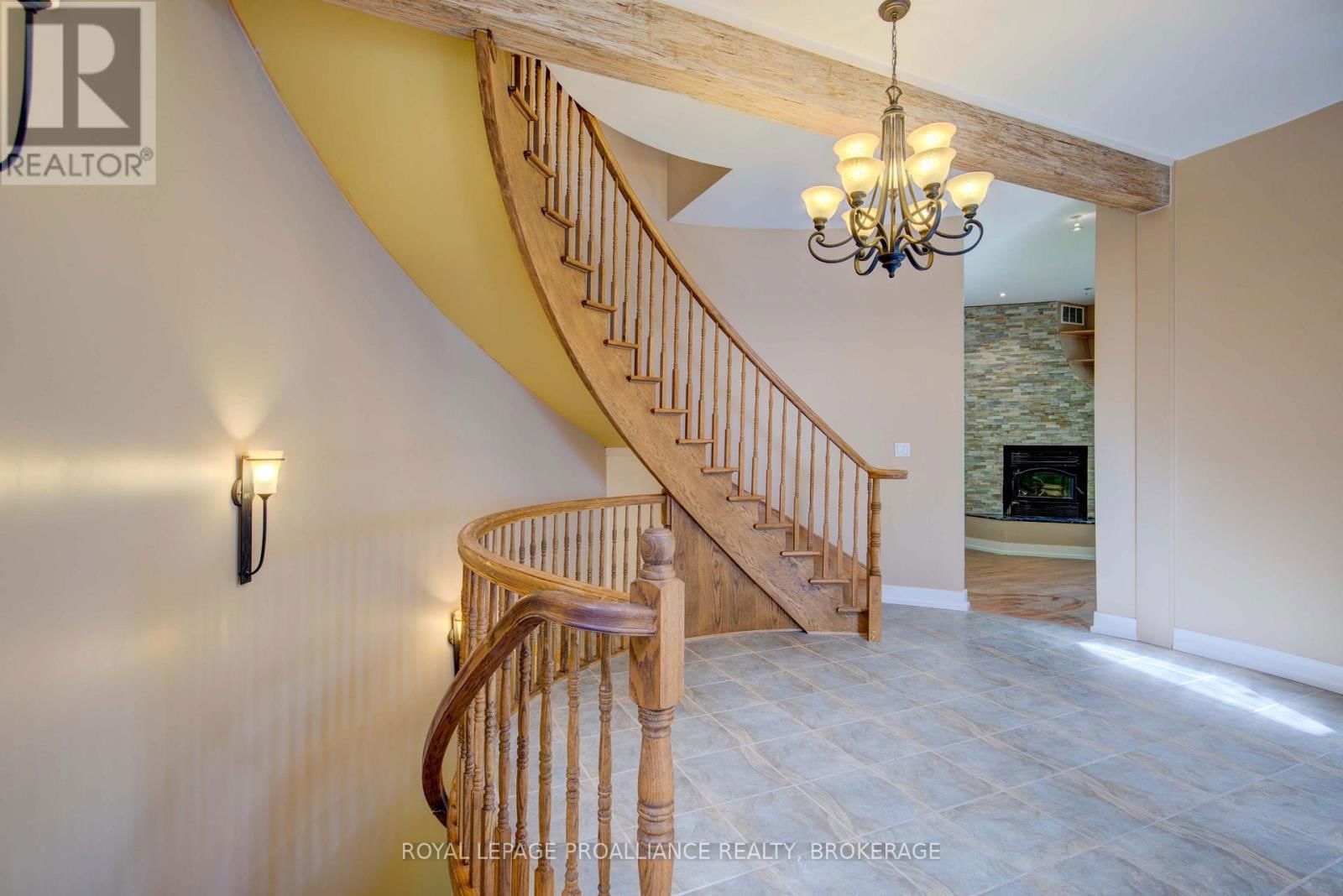 124 GRANITE HILLS Image 12